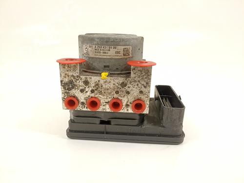 Used ABS pump MERCEDES-BENZ C-CLASS Convertible (A205) AMG C 43 4-matic (205.464) (367 hp) 18658458