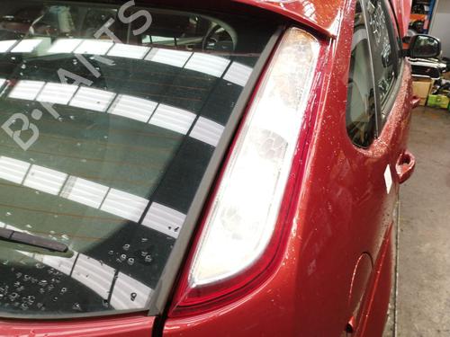 Used Right taillight FORD FOCUS II (DA_, HCP, DP) 1.6 TDCi (109 hp) 27987046