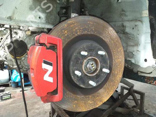 Used Left front steering knuckle HYUNDAI i30 (PDE, PD, PDEN) [2016-2025]  28046285