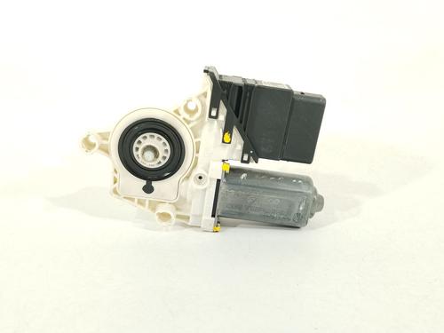 Used Right rear window motor Right rear window motor VW GOLF V (1K1) 2.0 TDI (170 hp) 36037481 36037481