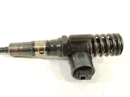 Injector VW GOLF V (1K1) 2.0 TDI 16V | BP33963512M100 - Image 2