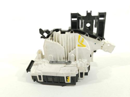 front-right-lock-mercedes-benz-cla-coupe-c117-2013-2014-2015-2016-2017-2018-2019-16804141 main image