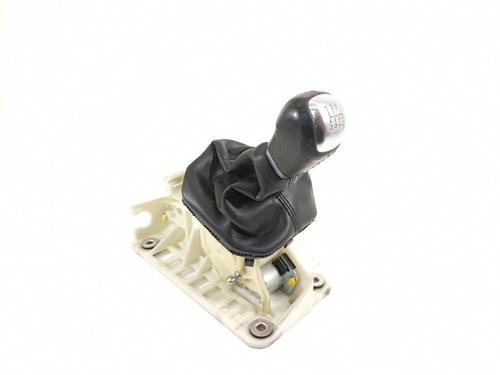Used Gear lever LAND ROVER RANGE ROVER EVOQUE (L538) 2.0 D (150 hp) 21266193