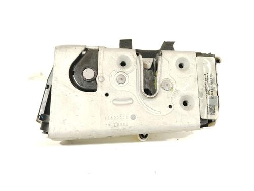 front-right-lock-tesla-model-3-5yj3-2017-36238497 main image