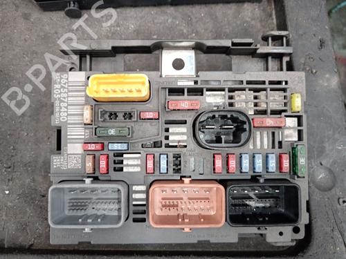 Used Fuse box Fuse box PEUGEOT 308 I (4A_, 4C_) 1.6 HDi (109 hp) 36437279 36437279