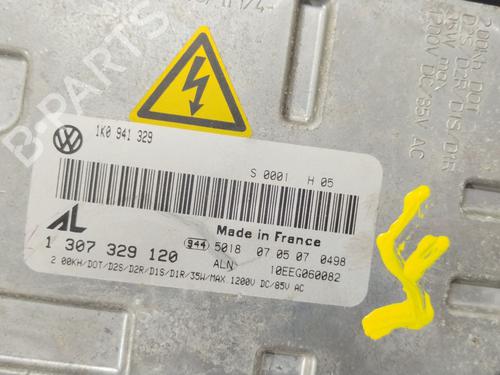 Left headlight VW TOURAN (1T1, 1T2) 2.0 TDI 16V | BP28301962C28