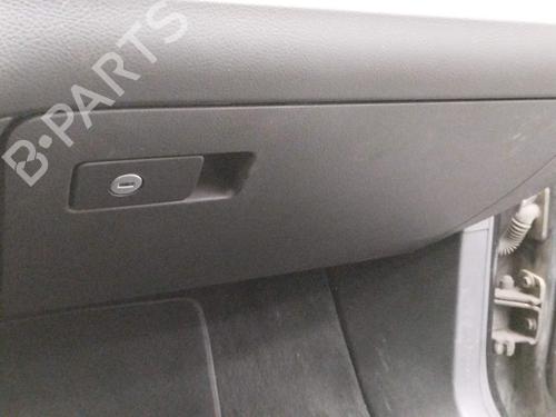 glove-box-vw-passat-b7-a32-a33-2011-2012-2013-2014-2015-2016-2017-2018-2019-2020-19494397 main image