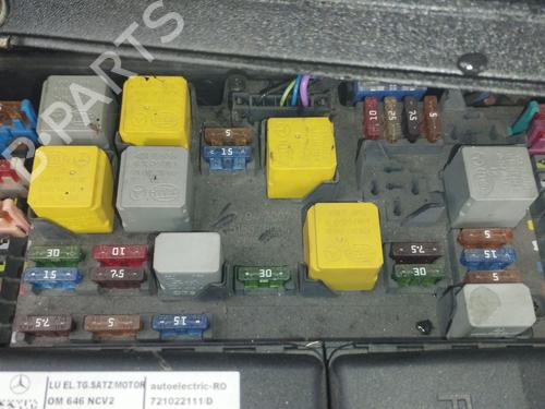 Used Fuse box Fuse box MERCEDES-BENZ VITO / MIXTO Van (W639) 115 CDI (639.601, 639.603, 639.605) (150 hp) 36340373 36340373