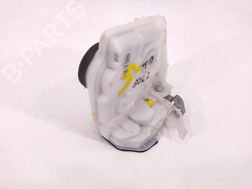 rear-right-lock-mazda-cx-3-dk-20-skyactiv-g-8d11c0301-2015-9644969 main image