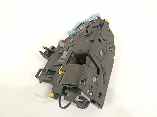 Rear right lock VW TOURAN (1T3) 1.6 TDI | BP15671433C99