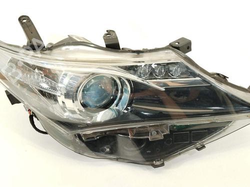 right-headlight-toyota-auris-_e18_-2012-2013-2014-2015-2016-2017-2018-2019-28429960 main image