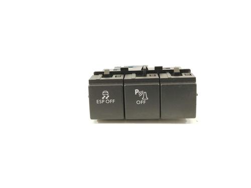 Used Switch Switch PEUGEOT 508 SW I (8E_) 2.0 HDi (163 hp) 29827028 29827028