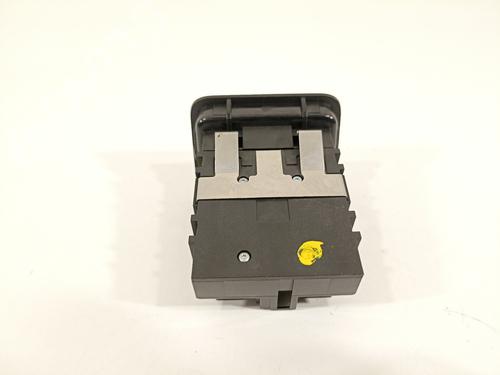 Hand brake MERCEDES-BENZ A-CLASS (W176) A 45 AMG 4-matic (176.052) | BP15579364I18