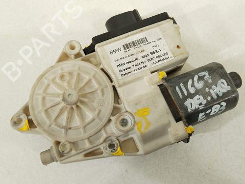Left front window motor BMW X3 (E83) 2.0 d | BP33939056E21 - Image 2