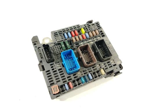 Used Fuse box CITROËN C4 II (NC_) 1.6 HDi 90 (92 hp) 32775481