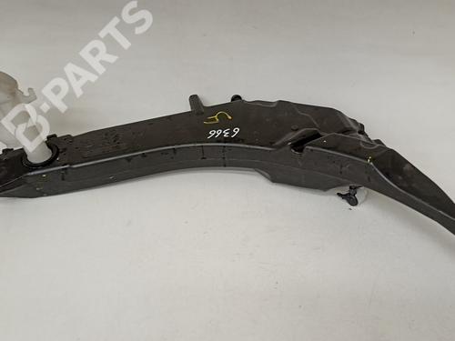 windscreen-washer-tank-peugeot-308-ii-lb_-lp_-lw_-lh_-l3_-16-hdi-100-9804021880-2013-2014-2015-2016-2017-2018-2019-2020-2021-10035398 main image