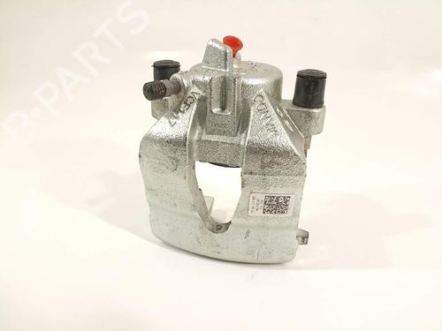 Used Right front brake caliper Right front brake caliper 15887746 15887746