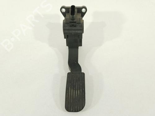 Used Pedal MERCEDES-BENZ SPRINTER 3,5-t Van (B907, B910) 314 CDI RWD (907.631, 907.633, 907.635, 907.637) (143 hp) 28107575