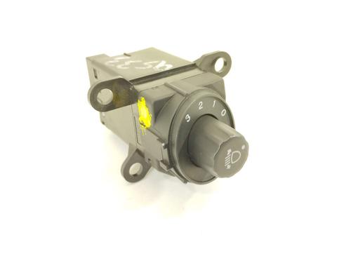 Used Switch Switch 11036896 11036896