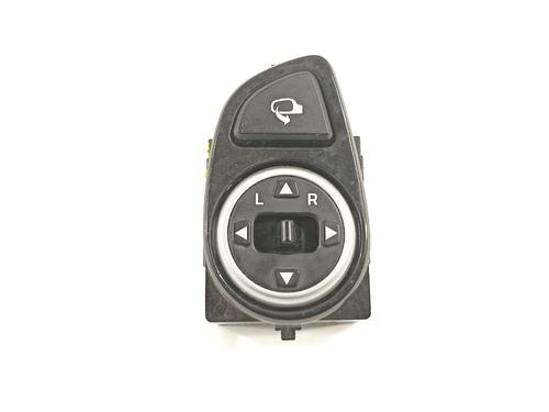 Used Mirror switch Mirror switch 14968742 14968742