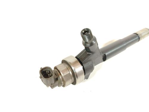 Injector OPEL ASTRA J (P10) 1.7 CDTI (68) | BP38331076M100 - Image 4