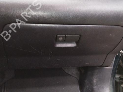 Used Glove box Glove box 37294937 37294937
