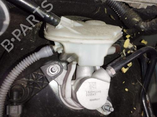 Used Brake master cylinder Brake master cylinder 37230825 37230825