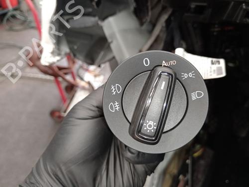 Forlygtekontakt Forlygtekontakt SEAT IBIZA V (KJ1, KJG) 1.0 TSI (110 hp) 36355907 36355907