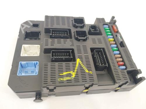 Used Fuse box Fuse box 19429625 19429625