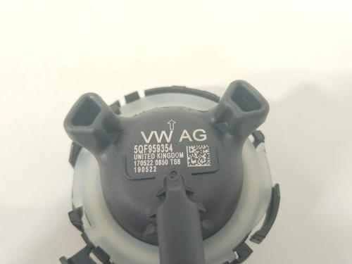 Electronic sensor SEAT IBIZA V (KJ1, KJG) 1.0 TSI | BP27241958M84 - Image 3
