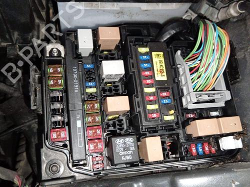 Used Fuse box Fuse box 36235490 36235490