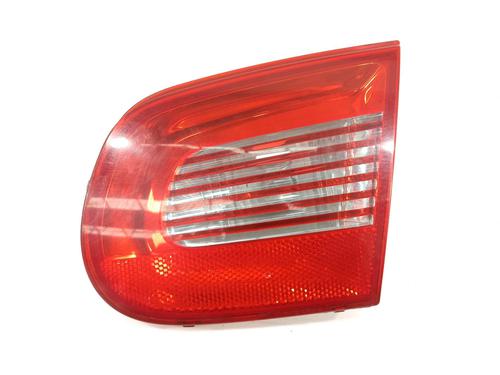 right-tailgate-light-vw-eos-1f7-1f8-20-tdi-1q0945094-2006-2007-2008-2009-2010-2011-2012-2013-2014-2015-8192905 main image