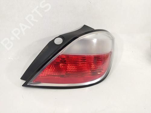 Used Right taillight Right taillight 12253905 12253905