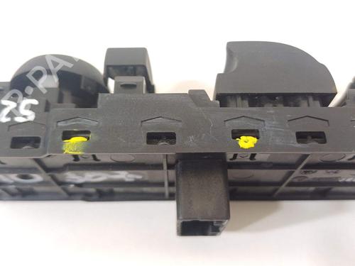 Left front window switch RENAULT MEGANE III Hatchback (BZ0/1_, B3_) | BP16795644I27 - Image 4