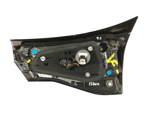 Left tailgate light TOYOTA YARIS CROSS (MXP_) 1.5 Hybrid All-wheel Drive (MXPJ15) | BP31622771C79 