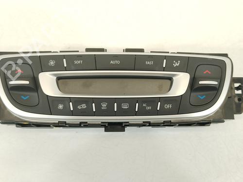 climate-control-renault-megane-iii-hatchback-bz01_-b3_-2008-36989286 main image