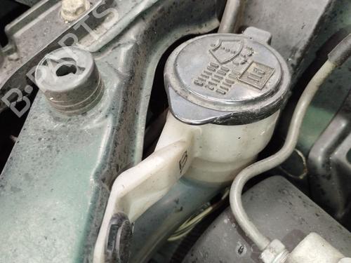 windscreen-washer-tank-toyota-rav-4-ii-_a2_-2000-2001-2002-2003-2004-2005-38074273 main image
