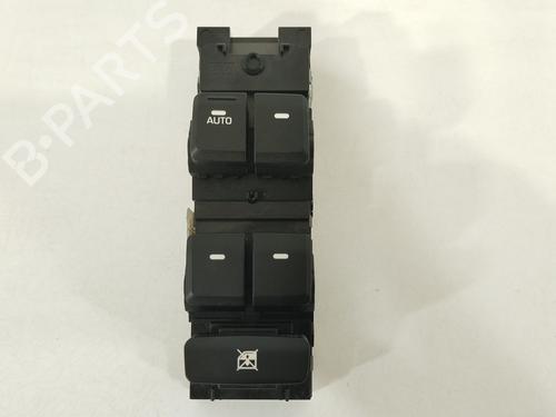 Used Left front window switch HYUNDAI i20 II (GB, IB) 1.4 CRDi (90 hp) 28708856