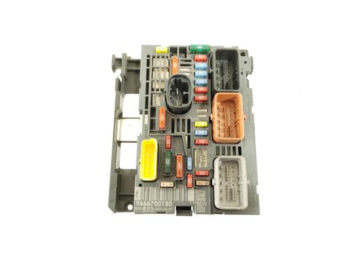 Zekeringkast PEUGEOT 407 (6D_) 1.6 HDi 110 (6D9HZC, 6D9HYC) (109 hp) 29994457