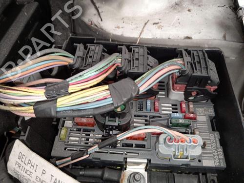 fuse-box-peugeot-308-cc-4b_-2009-2010-2011-2012-2013-2014-2015-35900927 main image