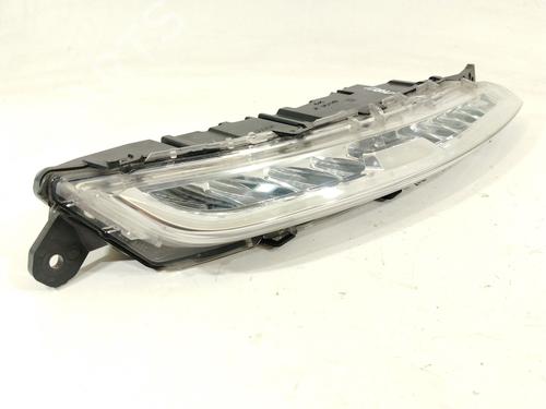 Used Right front indicator CITROËN C4 Grand Picasso II (DA_, DE_) 2.0 BlueHDi 150 (150 hp) 31380736