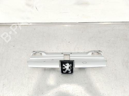 Used Grille Grille 38619986 38619986