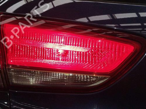 Used Left tailgate light Left tailgate light 37173072 37173072