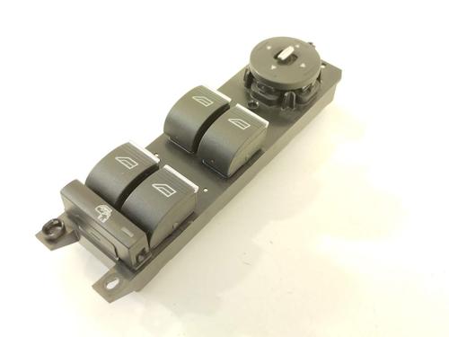 Used Left front window switch Left front window switch 6829743 6829743