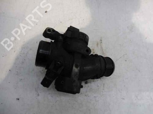 Used Throttle body Throttle body 2230135 2230135