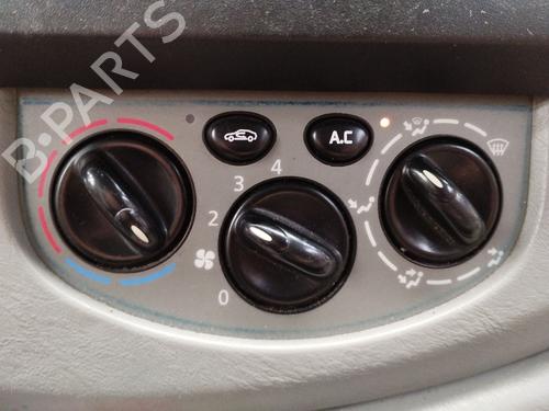 Used Climate control NISSAN PRIMASTAR Van (X83) 2.0 dCi 115 (114 hp) 30127134