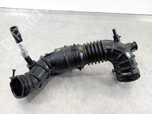 pipe-kia-stonic-yb-2017-40100555 main image