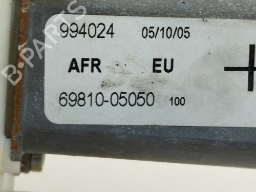 Front right window mechanism TOYOTA AVENSIS (_T25_) 2.2 D-4D (ADT251_, ADT251R) | BP9638032C23 