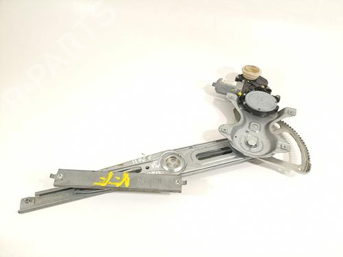 Used Front left window mechanism TOYOTA YARIS (_P9_) 1.3 VVT-i (SCP90_, SCP90R) (87 hp) 17004076