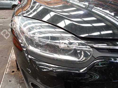 right-headlight-renault-megane-iii-hatchback-bz01_-b3_-2008-34444781 main image